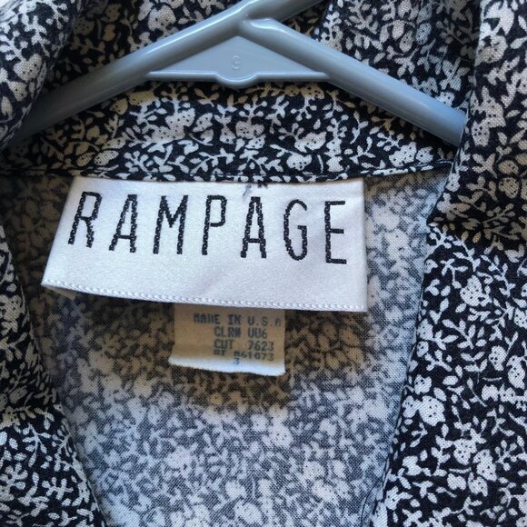 Rampage, Vintage, black & white, sleeveless, wrap, buttoned blouse, Size: 3? - Picture 3 of 8